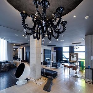 Gallery Art Hotel